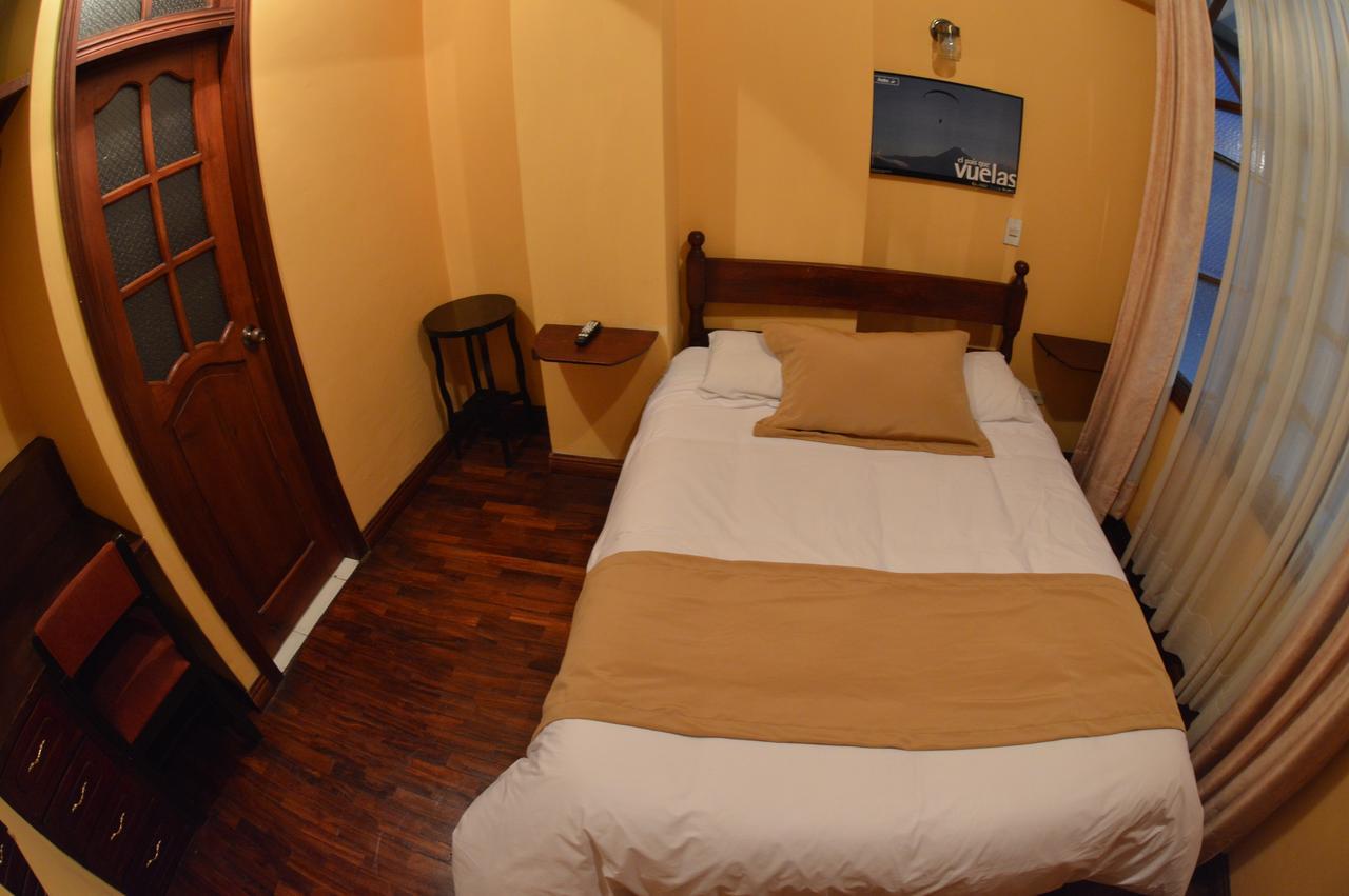 Hotel Estacion Riobamba Zewnętrze zdjęcie